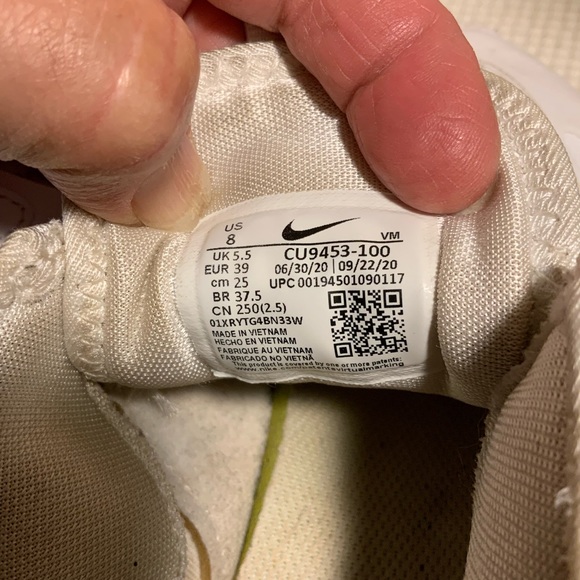 NIKE AIR MAX SNEAKERS - Picture 6 of 9